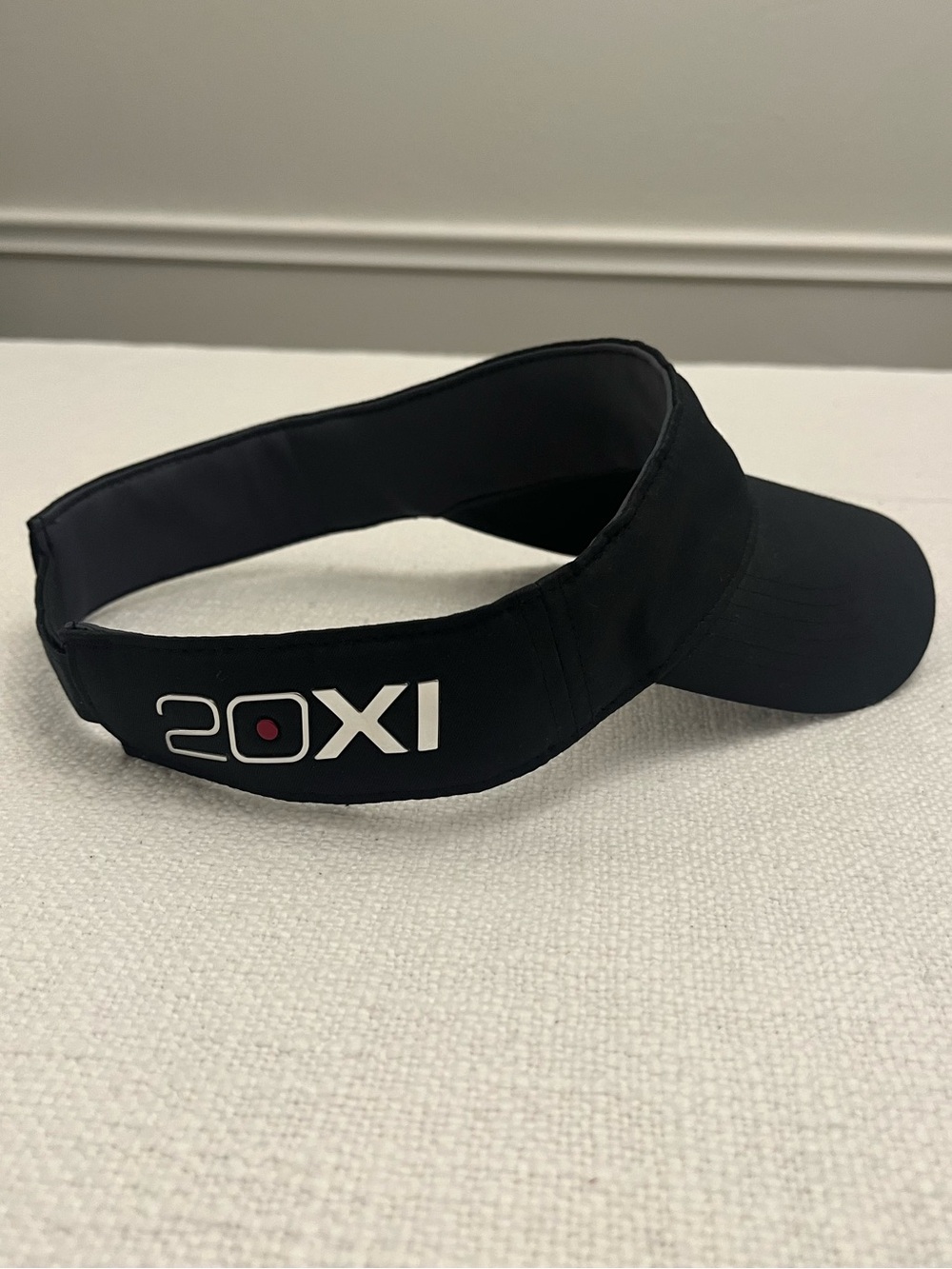 Nike VR 20XI Black Strapback Unisex Golf Visor Hat Cap Outdoor Hiking Tennis